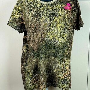 Mossy Oak Women’s Brushy Camouflage T-Shirt XL